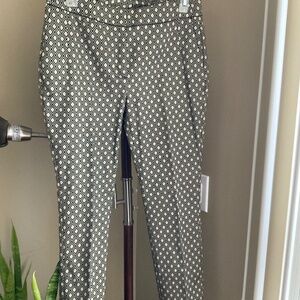 Chicos Gold And Black Printed Pants Size 00